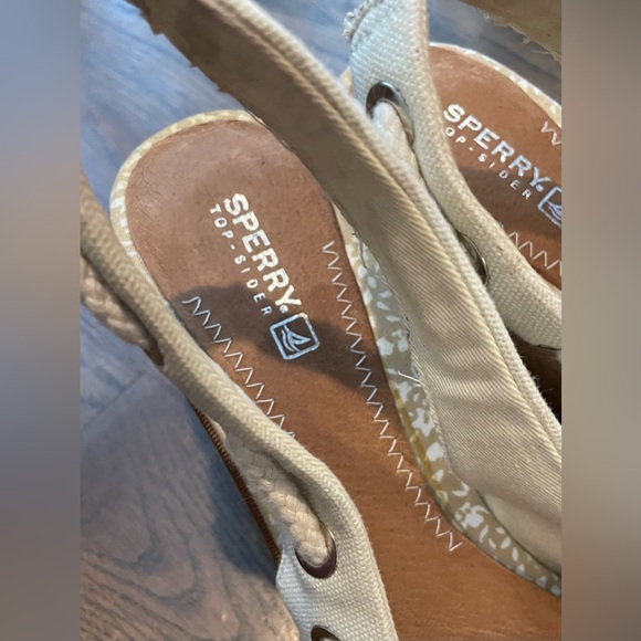 Women’s Sperry Top Spider Wedge Heels Size 9 Light Mint Color W/ Bow Threading - Picture 6 of 16